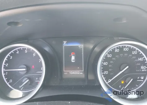 2021 Toyota Camry Le z USA, uszkodzony, nr VIN 4T1C11AK5MU601592